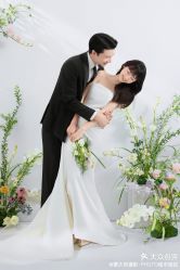 -蒙太奇婚纱摄影(万达店)