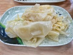 筋饼-筋饼豆腐脑一绝