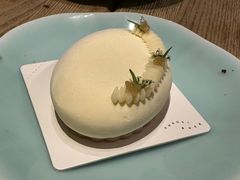 -潮一不贰·法式甜品·生日蛋糕·西式简餐(外滩店)