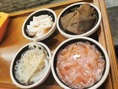 -谭鸭血老火锅(龙湖宝山天街店)