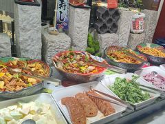 -四囍码头海鲜烧烤自助火锅(外滩南京东路悦荟广场店)