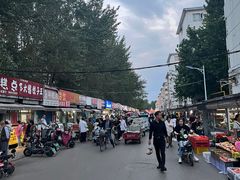 -淮海小吃街