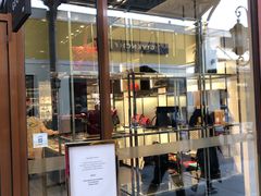 -Gucci(首创奥特莱斯店)