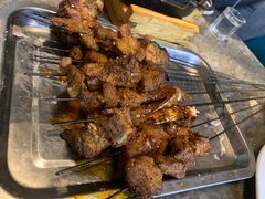 烤羊排-夏都地标马一刀烤肉美食城