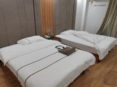 -鑫雅居公寓(广州南站地铁站店)