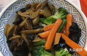 One-Style Mountain Mushroom Rice