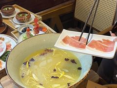 -芸南道·过桥米线(昆明老街旗舰店)