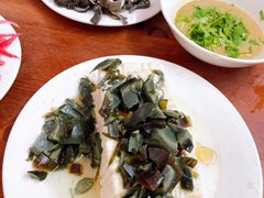 皮蛋豆腐-宝瑞门钉肉饼店