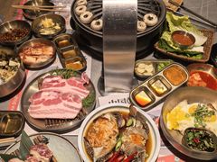 -草家酱蟹炭火烤肉店(珲春南路一店)