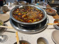 -肖肖酸萝卜鱼火锅(总店)