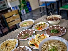 -正宗胖子抻面馆(岭东路店)