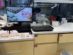-小杨生煎(金山百联购物中心3楼店)