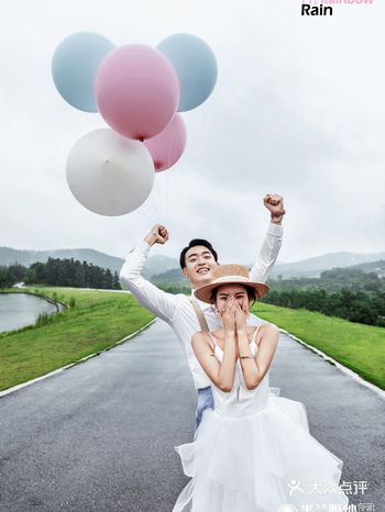 接亲流程最全详细清单 1、早晨6点放3根大炮、贴喜字