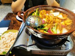 -胡须佬鸡煲四季火锅(海雅缤纷城店)