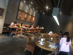 大堂-星巴克(南通凤凰文化广场店)