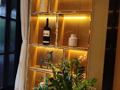 -杭州西湖湖滨银泰亚朵酒店