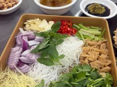 -官塘陈记鱼生·潮汕砂锅粥·潮汕生腌牛肉火锅(潮枫路总店)