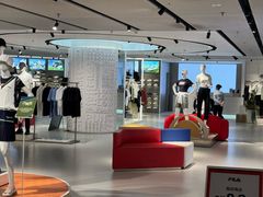 -fila(日月光中心广场店)