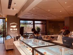 -潮一不贰·法式甜品·生日蛋糕·西式简餐(外滩店)