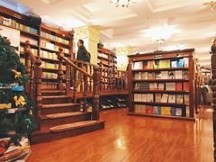 -果戈里书店