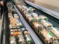 -七鲜超市(瑞虹天地太阳宫店)