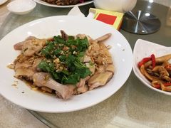 -麒麟山景大酒店岭南汇海鲜酒家(沙井店)