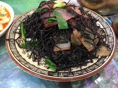 -乡土特色.冷锅鱼.牦牛肉汤锅