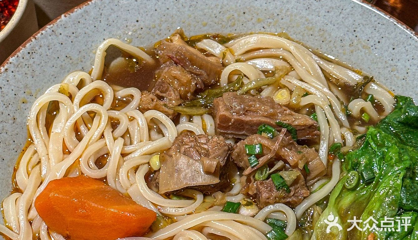 冬天这一口台式牛肉面！真的nuan到我