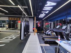 -臻元搏击格斗泰拳拳馆(港隆店)