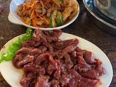 -韩风烤牛肉冷面店