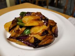 -关东小磨东北菜(上海长风大悦城店)