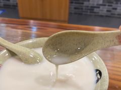 -禾诗夜市大饼油条(松江店)