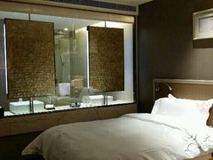 android_upload_pic-济南绿地美利亚酒店