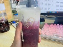 -喜茶(北京华贸购物中心店)