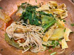 -成都你六姐·牛肉冒菜(城市集市合生汇店)