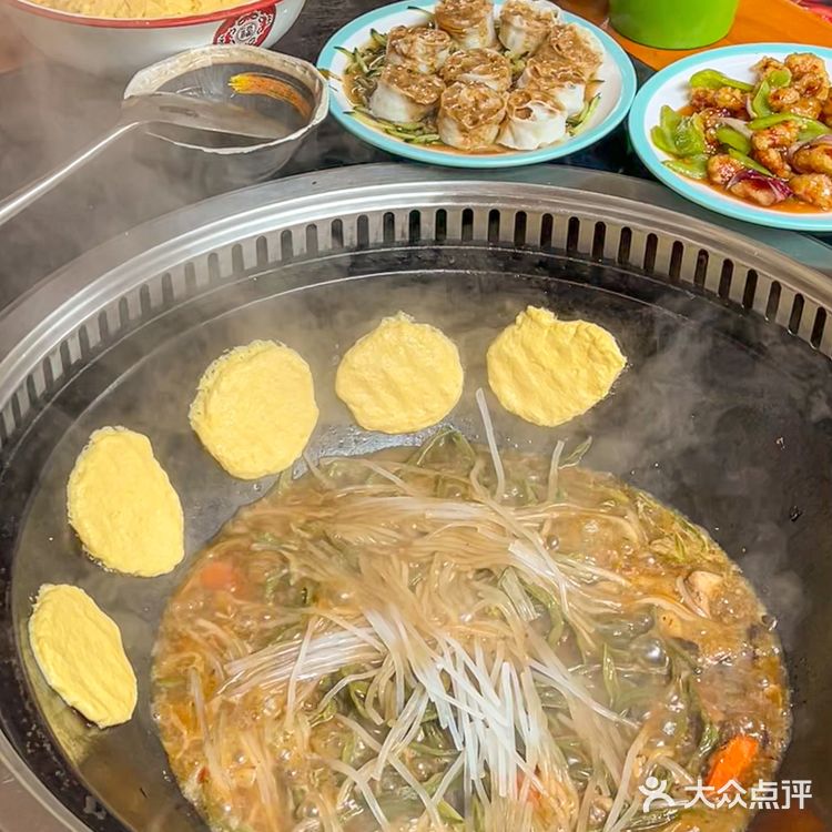 不用去东北!广州也有正宗铁锅炖吃❗️