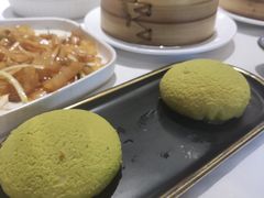 酥皮柚子包-粤域茶餐厅