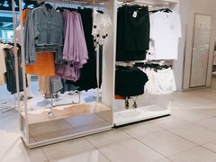 -鸿通城购物中心