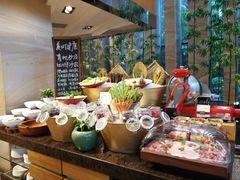 -松山湖凯悦酒店·Café自助餐厅·周末火舞秀表演