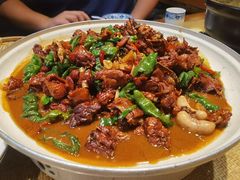 地锅老公鸡-大张烙馍村(三环南路旗舰店)