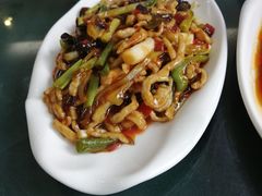 -李连贵酒家熏肉大饼(昆明街店)