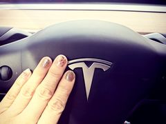 -TESLA 特斯拉(北京南四环中路特斯拉中心)