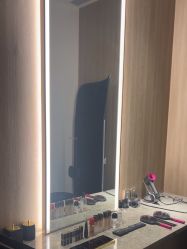 -AURAS璈然科技护肤中心