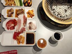 -山焱·炭火自助烤肉(周浦万达店)