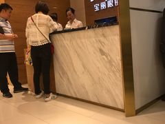 -宝丽眼镜(湖墅店)