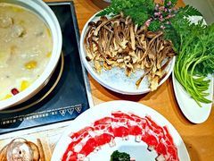 鲜舞松茸-湯系·煲汤手艺人(东二环泰禾广场店)