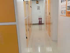 -安东易迷你自助仓储寄存仓库(草桥店)