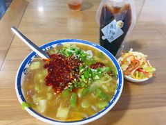 -邢老三肉丸糊辣汤(西安总店)