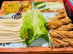 -挂旗柴锅鸡(蚌山区嘉年华店)
