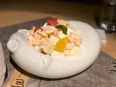 -穹六人间 people 6(岳阳路店)